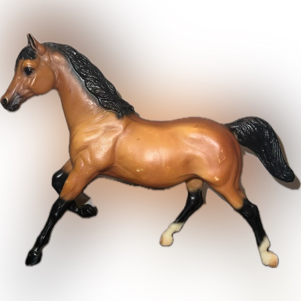 Breyer Horse "Wild Diamond" #902
